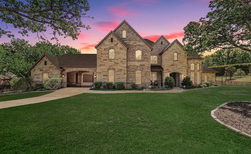 House in Lewisville, Texas, United States 1