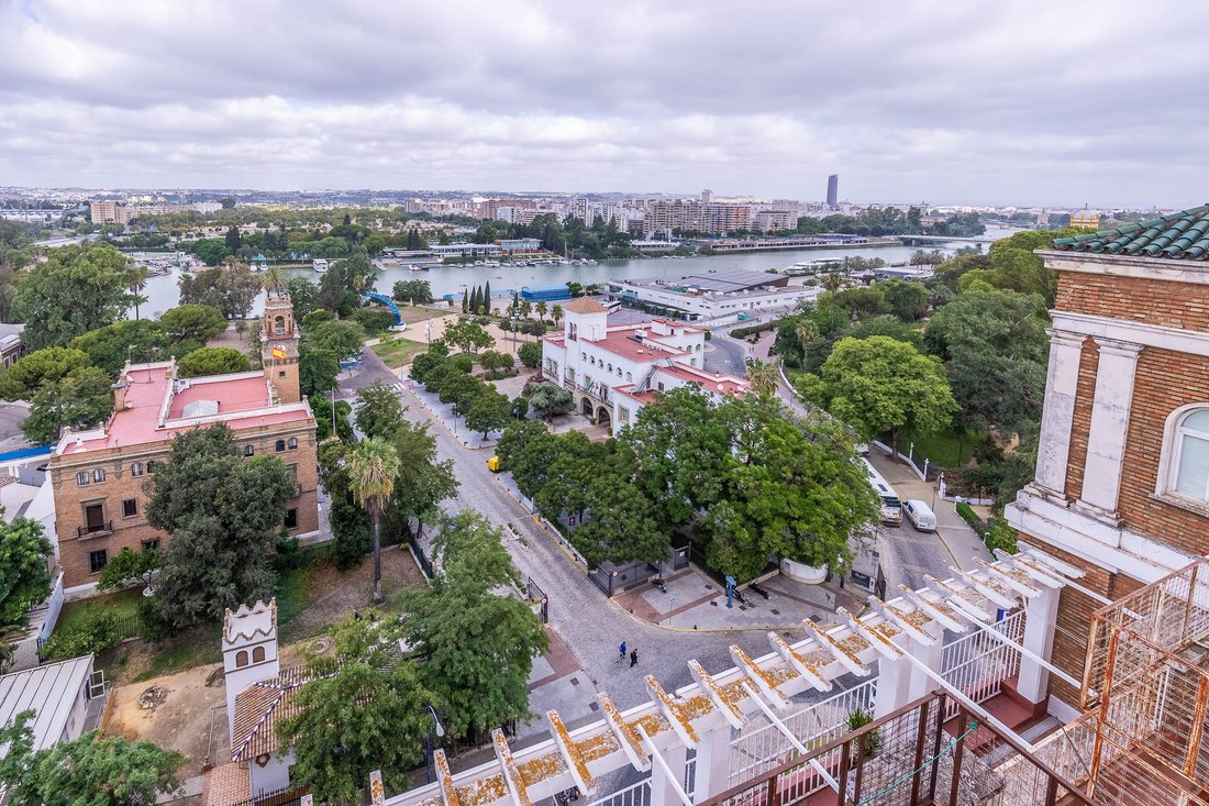 Apartment in Distrito Bellavista-La Palmera, Seville, Spain 3 - 17633526