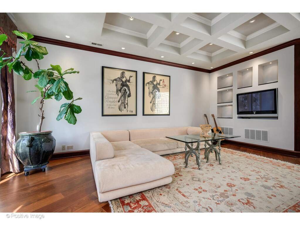 House in Chicago, Illinois, United States 4 - 17642931