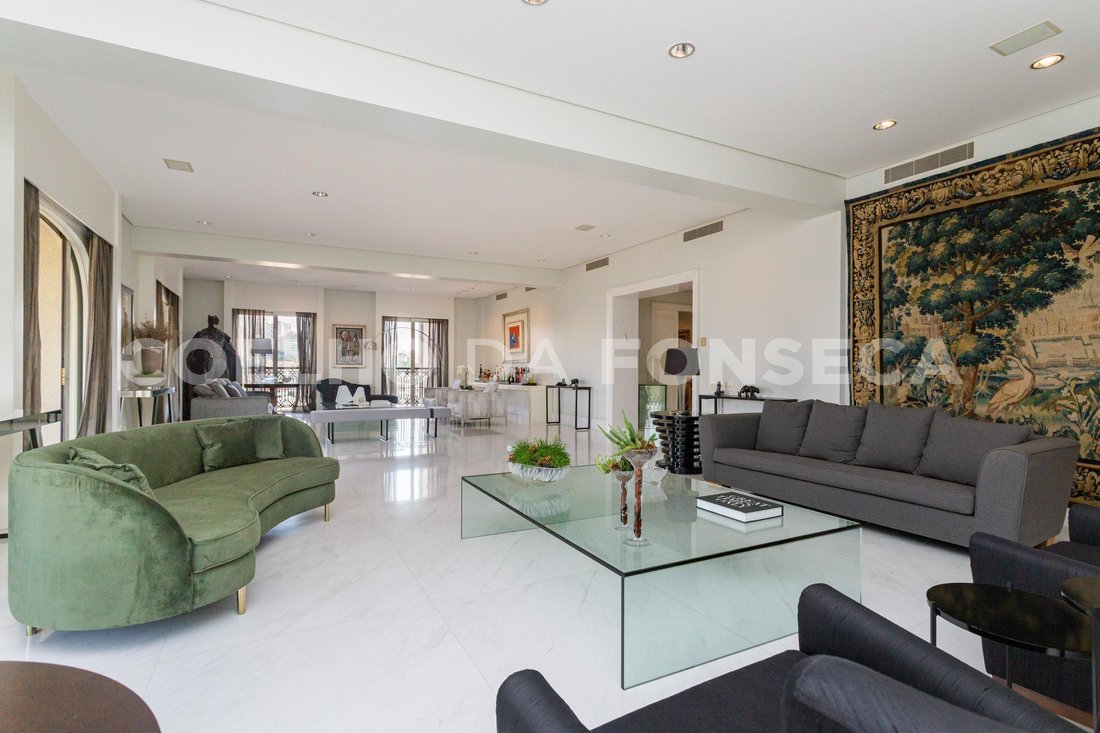 Condo in São Paulo, State of São Paulo, Brazil 1 - 17635942