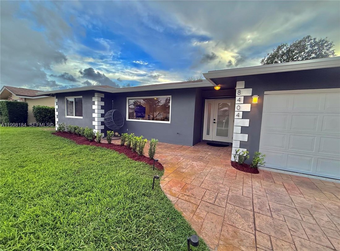House in Davie, Florida, United States 2 - 17631055