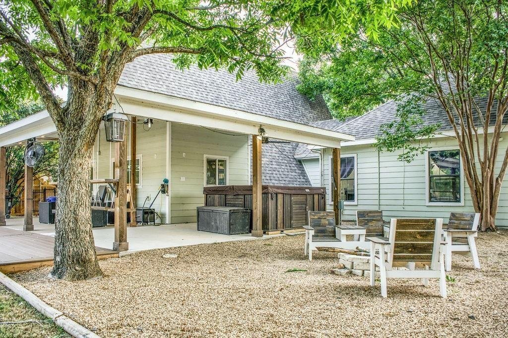 House in Granbury, Texas, United States 3 - 17632946