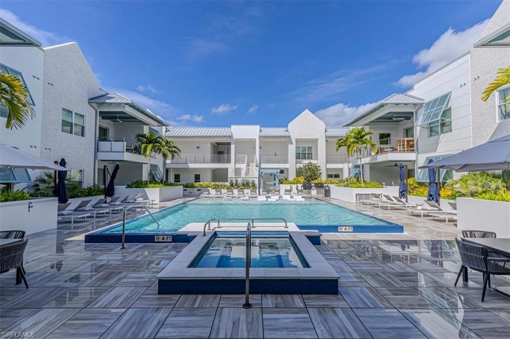 House in Naples, Florida, United States 4 - 17642925