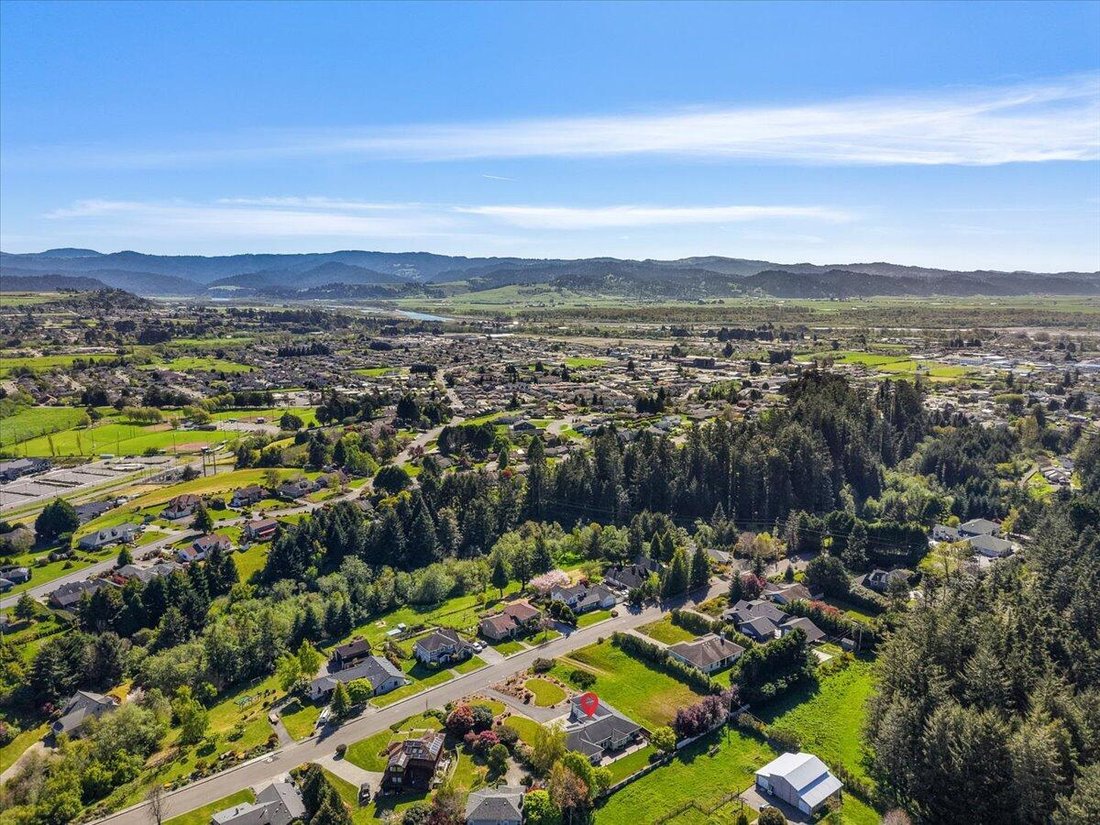 Fortuna, California, United States 4 - 17627613