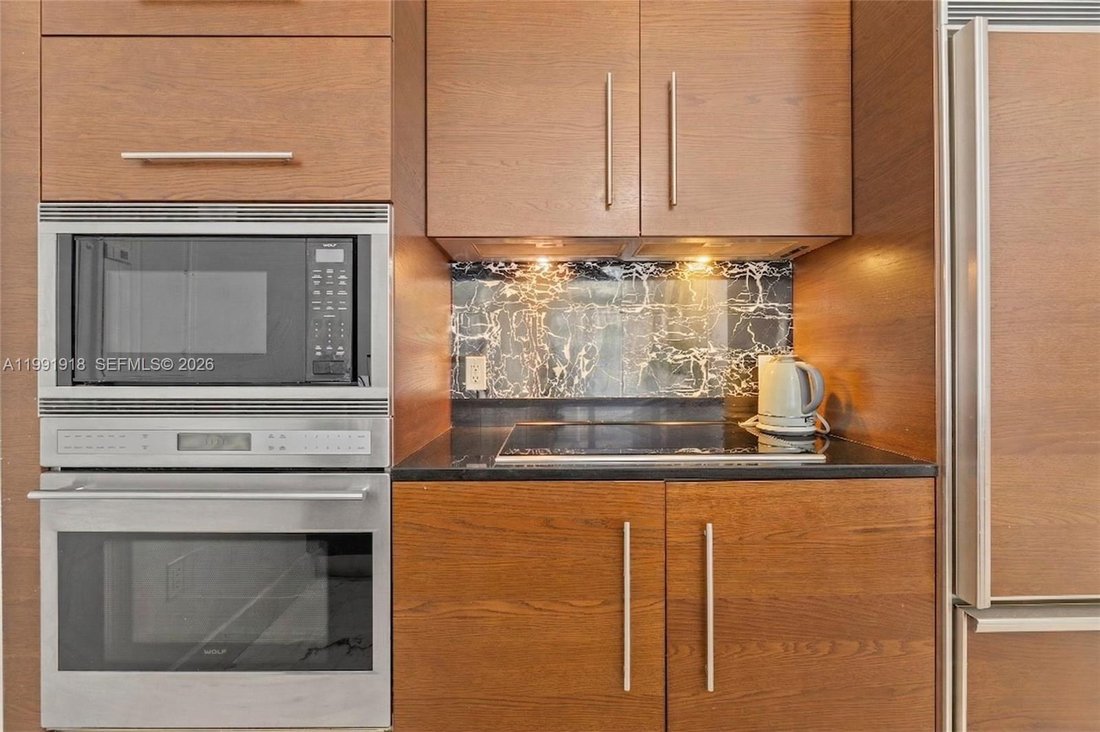 Condo in Miami, Florida, United States 3 - 17638724