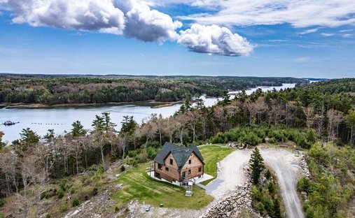 House in Arrowsic, Maine, United States 1