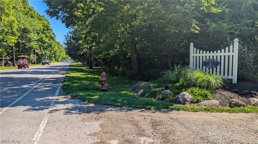 House in Put-in-Bay, Ohio, United States 4 - 17640440