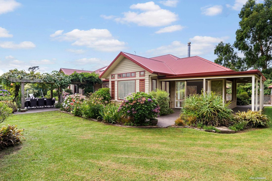 House in Waiuku, Waikato, New Zealand 1 - 17044747