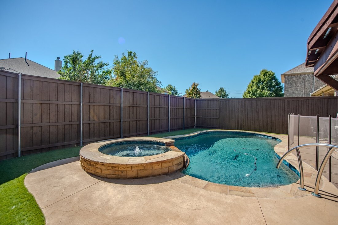 House in Frisco, Texas, United States 5 - 17628526