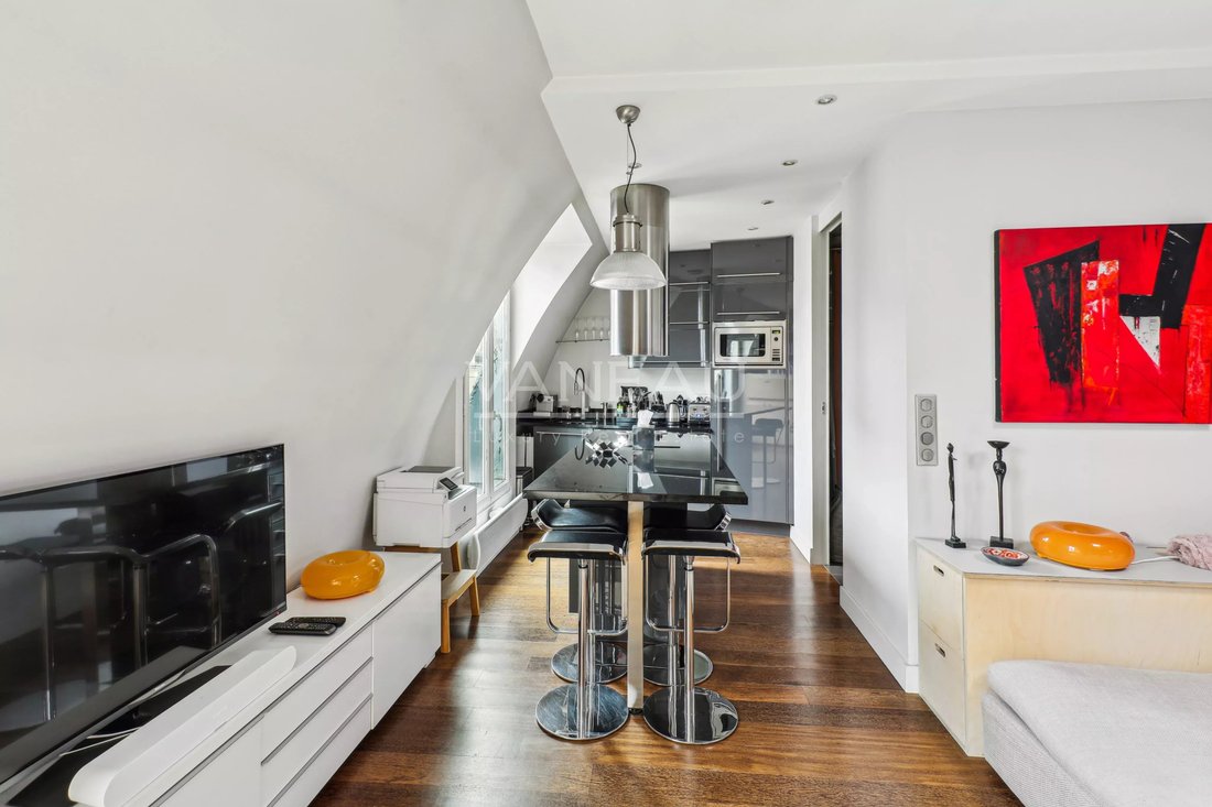 Apartment in Chaillot, Paris 16e Arrondissement, Paris 4 - 17629724