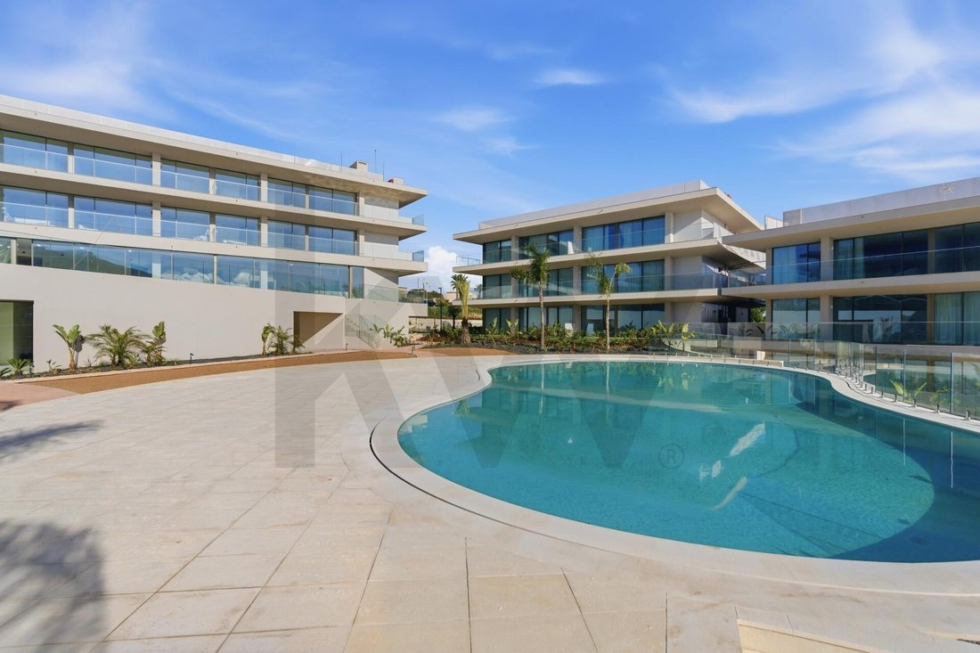 Apartment in Lagoa e Carvoeiro, Algarve, Portugal 3 - 17640275