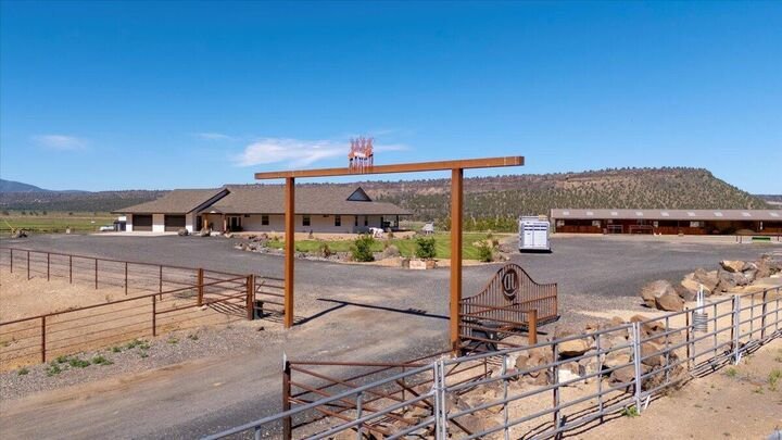 House in Prineville, Oregon, United States 2 - 17636754