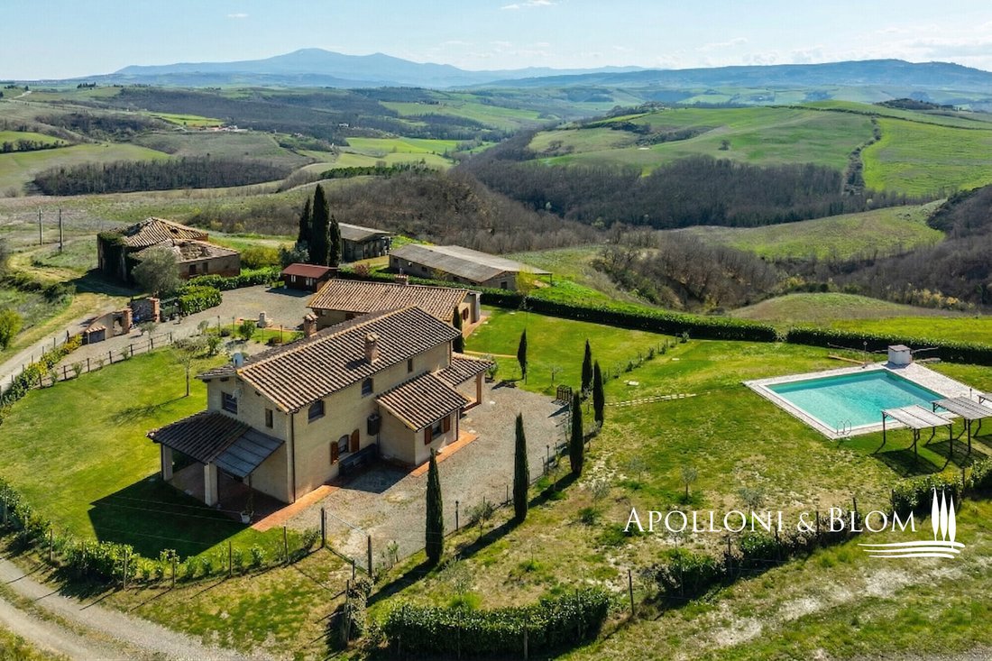 House in Montalcino, Tuscany, Italy 1 - 17629606