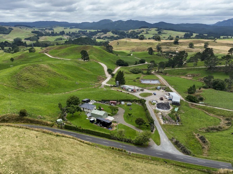 Country House in Ātiamuri, Waikato, New Zealand 1 - 17638448