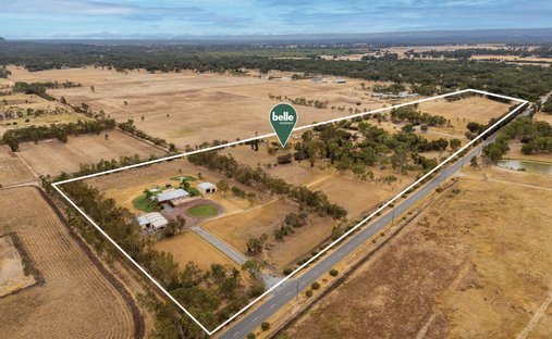 Country House in Baldivis, Western Australia, Australia 1