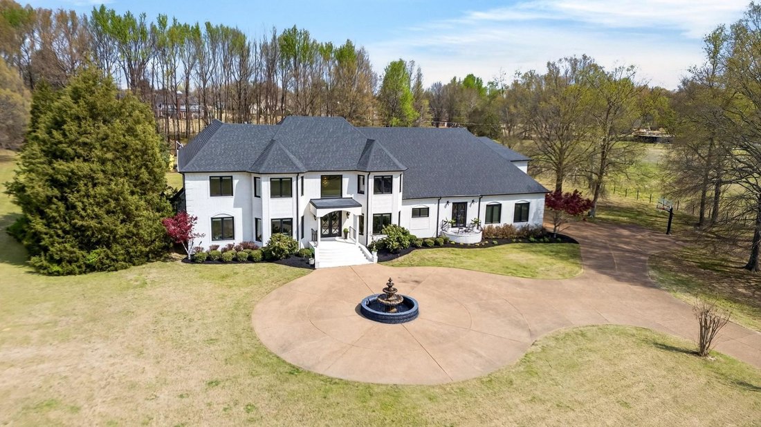 House in Collierville, Tennessee, United States 1 - 17640594