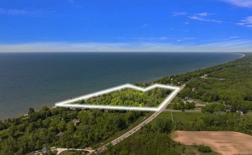 Land in Benton Harbor, Michigan, United States 1