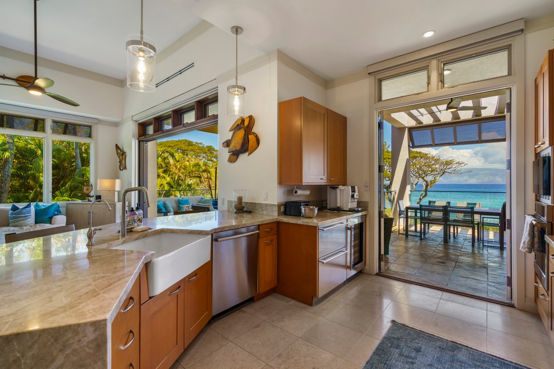 House in Lahaina, Hawaii, United States 4 - 15994224