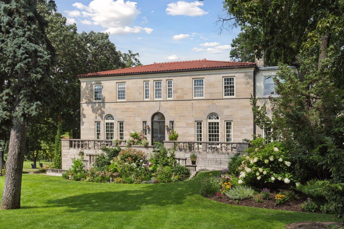 House in Minneapolis, Minnesota, United States 1 - 17630411