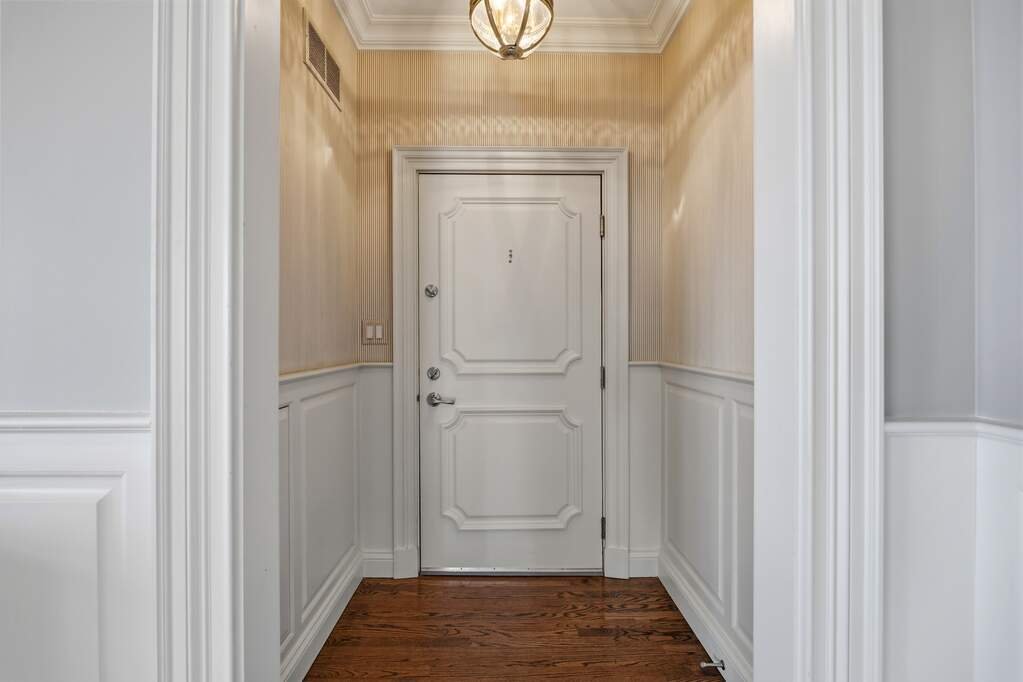 House in Chicago, Illinois, United States 2 - 17640427