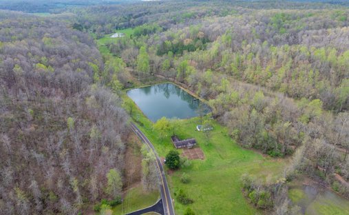 House in Waverly, Tennessee, United States 1