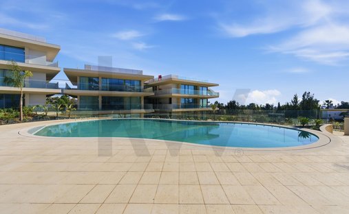 Apartment in Lagoa e Carvoeiro, Algarve, Portugal 1