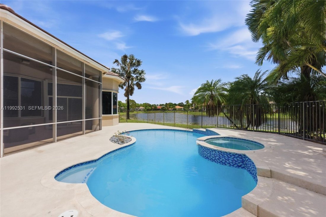 House in Weston, Florida, United States 5 - 17630590