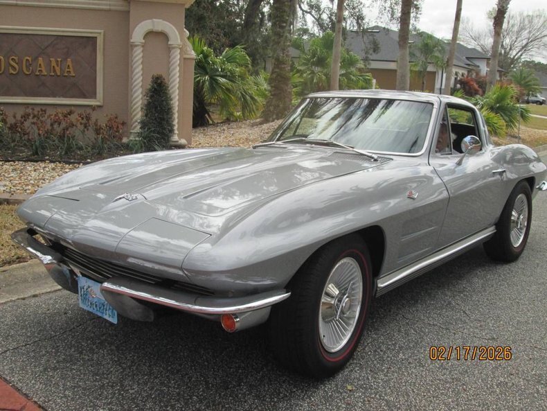 Coupe in Glendale, United States 2 - 17638978