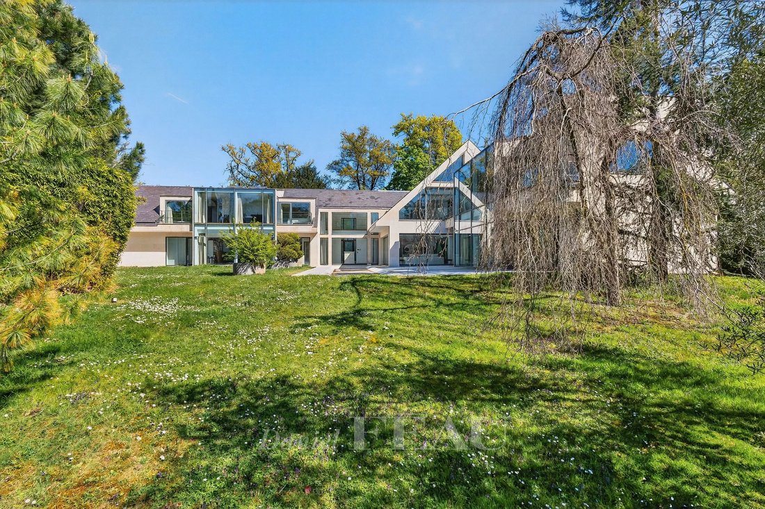 House in Les Bures, Garches, France 2 - 15595500