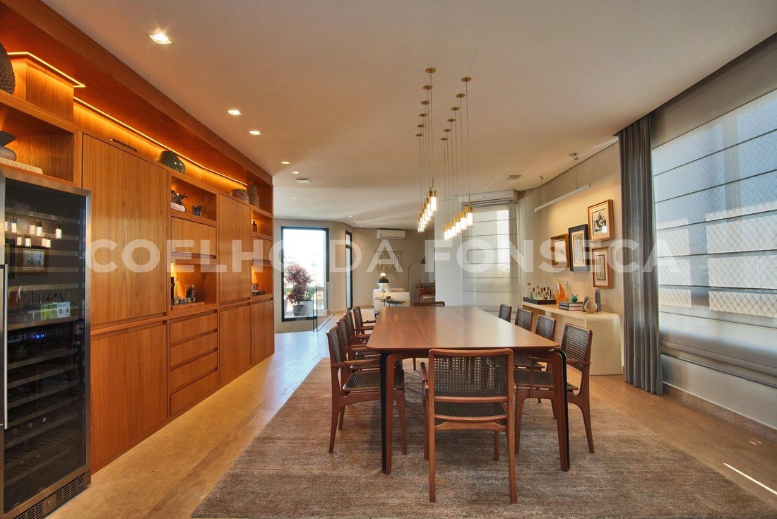Condo in São Paulo, State of São Paulo, Brazil 5 - 17636171