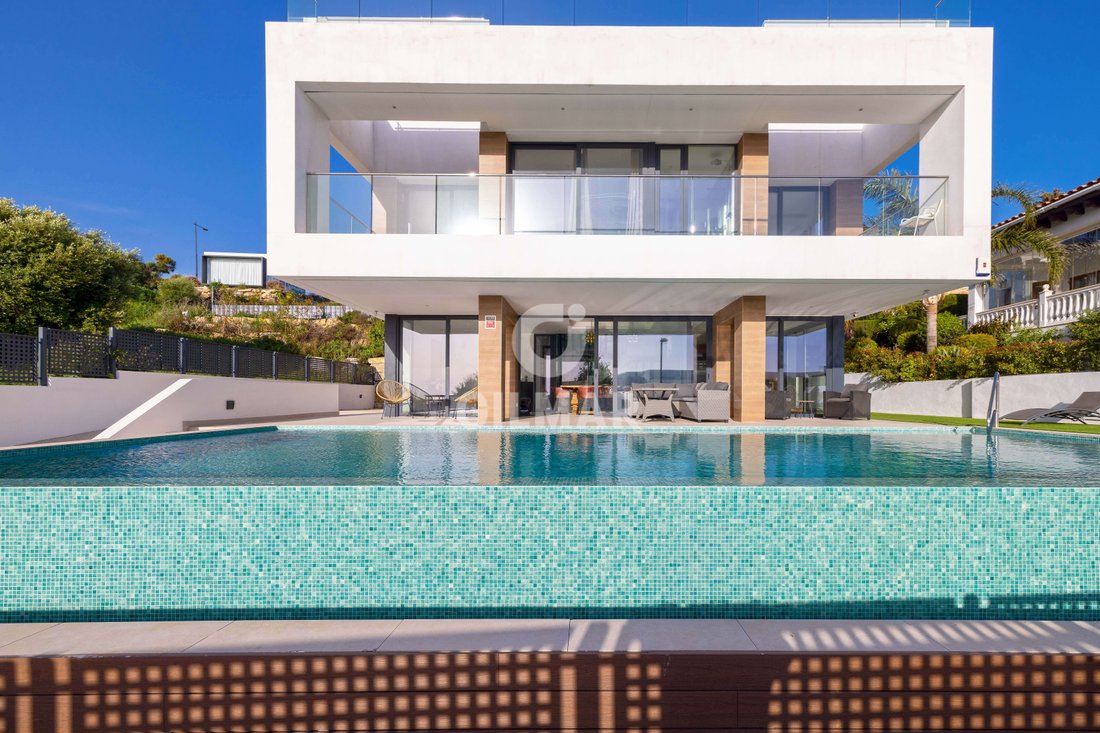 Villa in Estepona, Andalusia, Spain 2 - 17629699