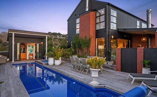 House in Waimauku, Auckland, New Zealand 1