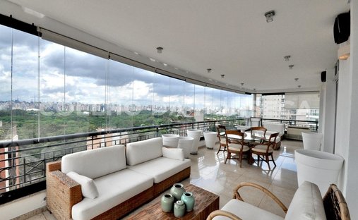Condo in São Paulo, State of São Paulo, Brazil 1