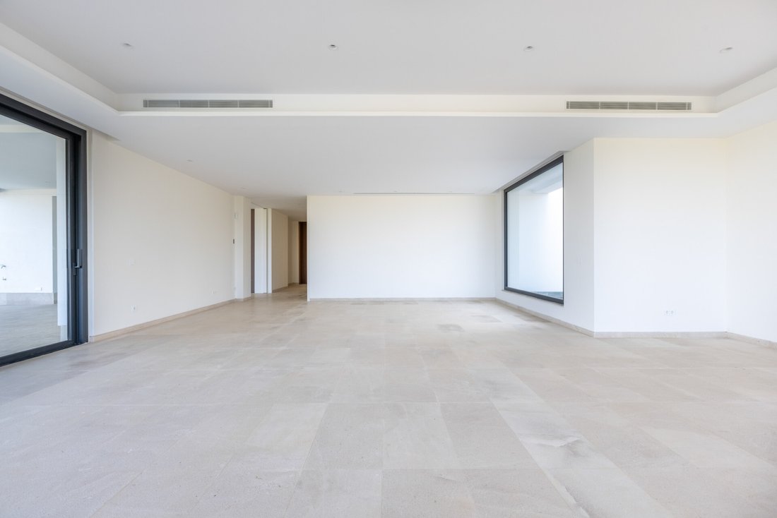 House in Sotogrande, San Roque, Andalusia 5 - 17636843