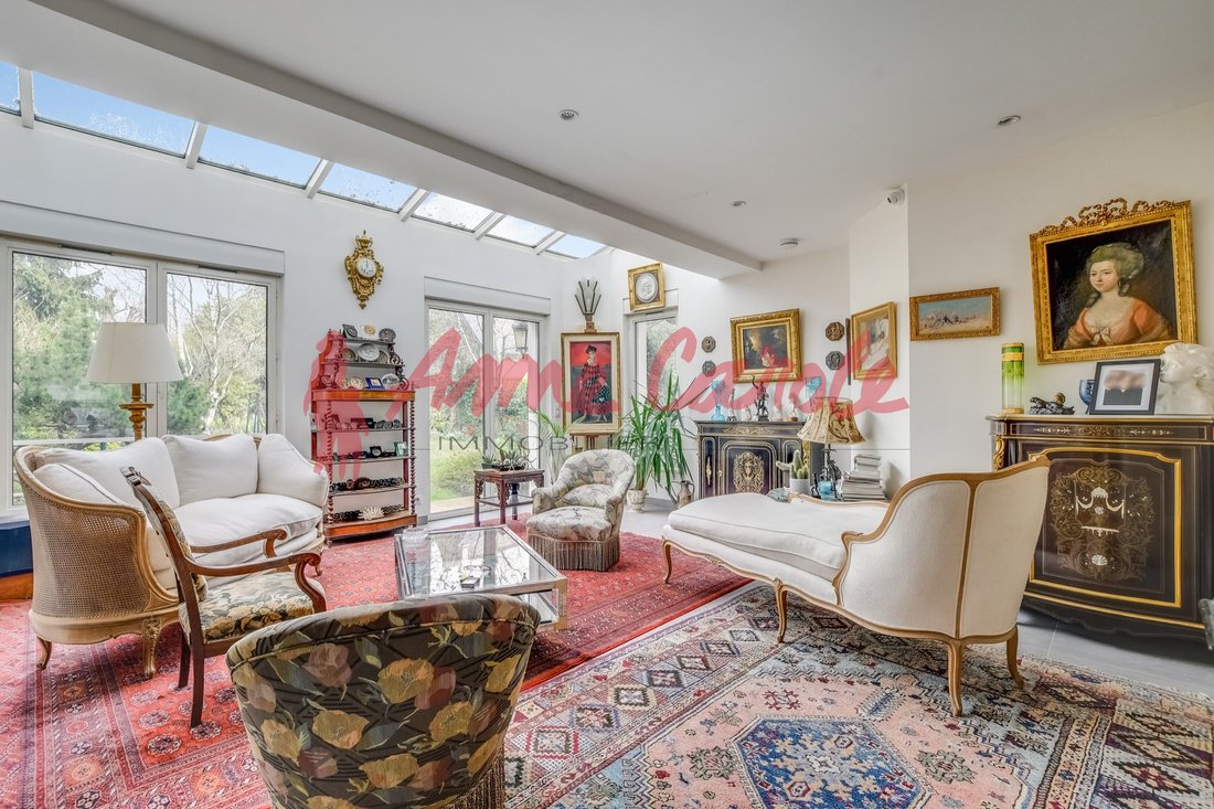 House in Fontenay-sous-Bois, Ile-de-France, France 5 - 17632086