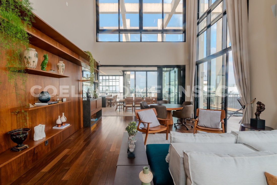 Condo in São Paulo, State of São Paulo, Brazil 1 - 17639584