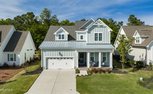House in Skippers Corner, North Carolina, United States 1