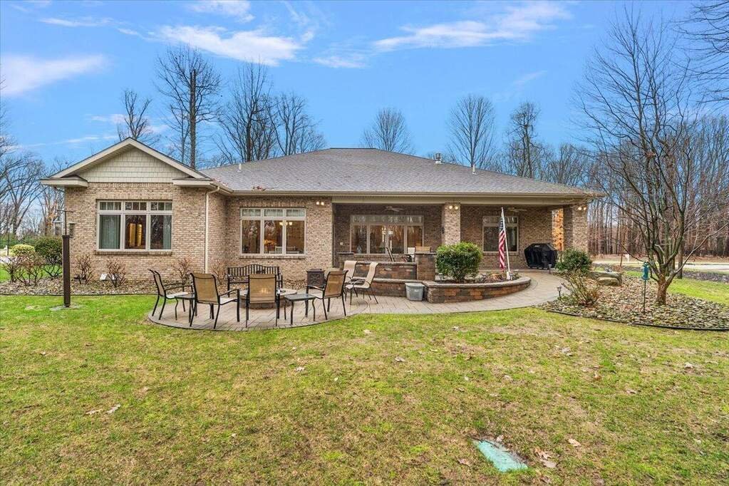 House in Stevensville, Michigan, United States 2 - 17642299