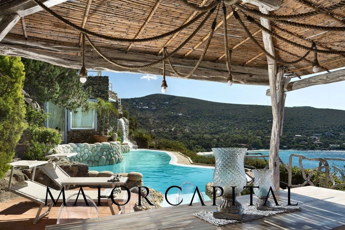 House in Maracalagonis, Sardinia, Italy 2 - 17639612