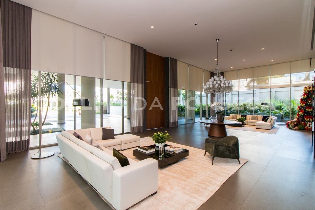 Condo in São Paulo, State of São Paulo, Brazil 1 - 15646061