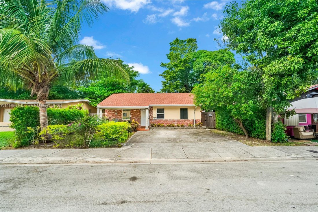 House in Miami, Florida, United States 2 - 17629067