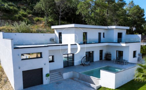 House in Centre Ville, Bagnols-sur-Ceze, France 1