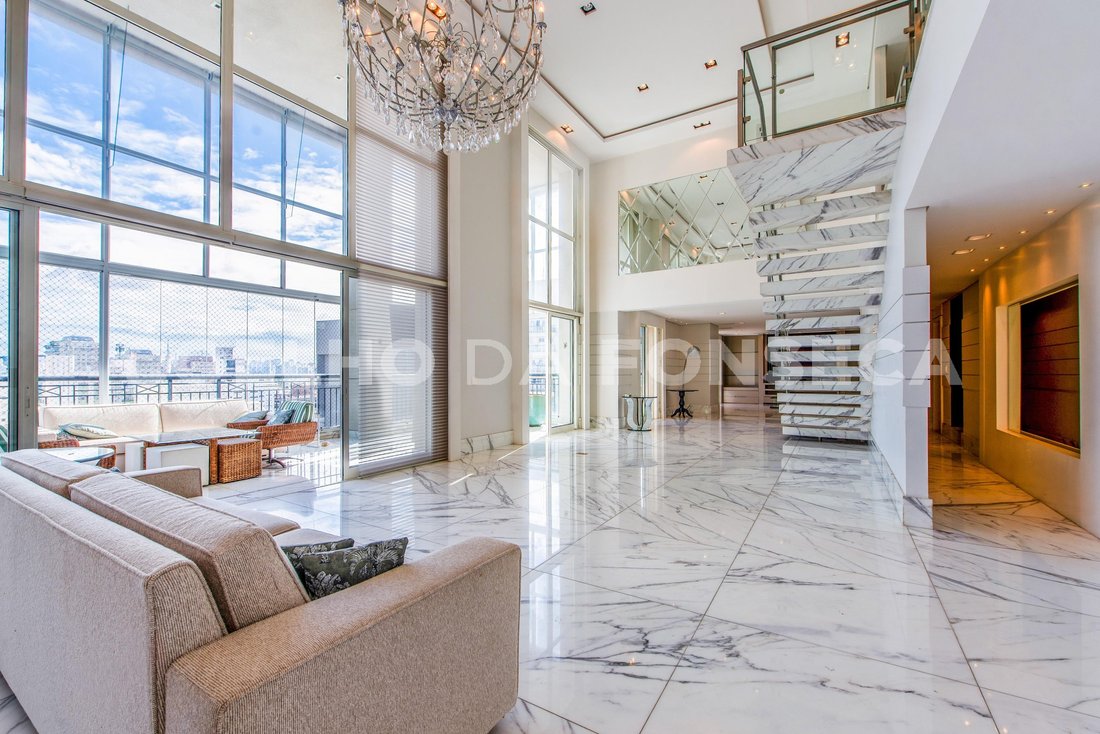 Condo in São Paulo, State of São Paulo, Brazil 1 - 17635505