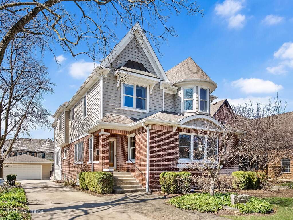 House in Elmhurst, Illinois, United States 1 - 17642563