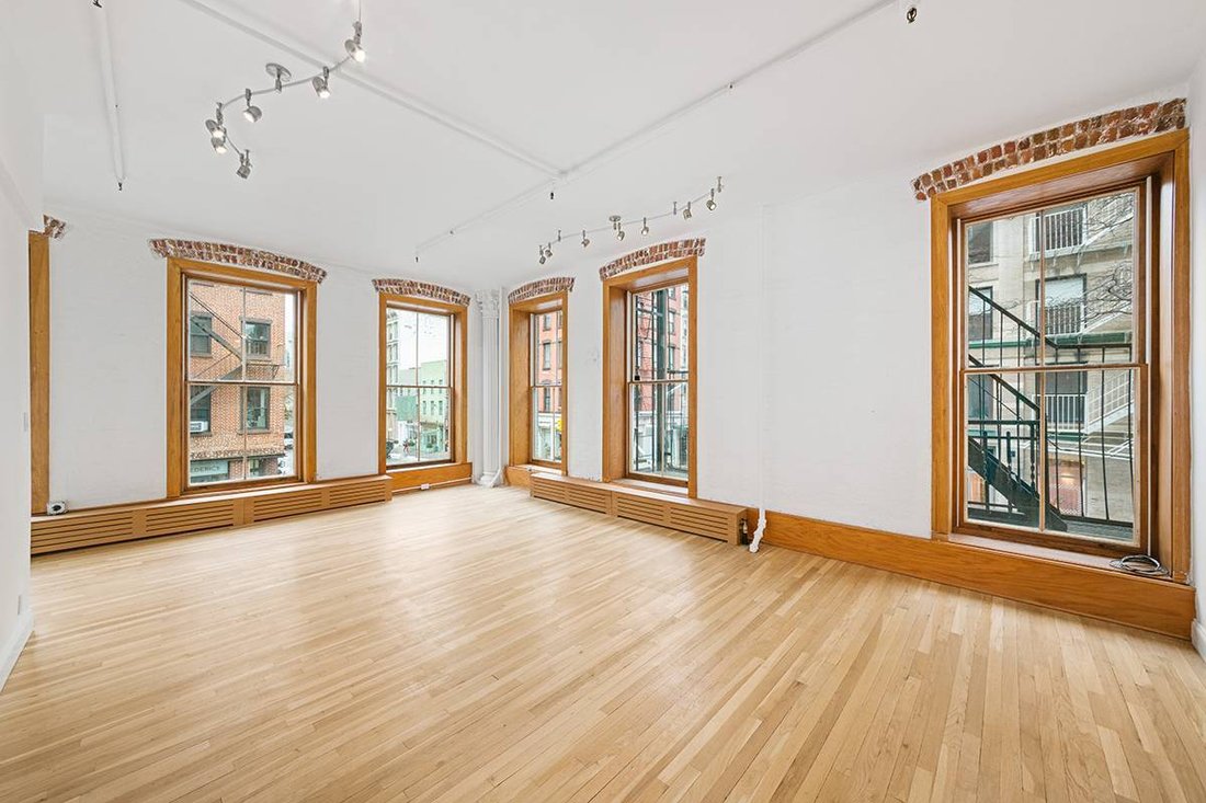 Co Op in New York, New York, United States 2 - 17627988