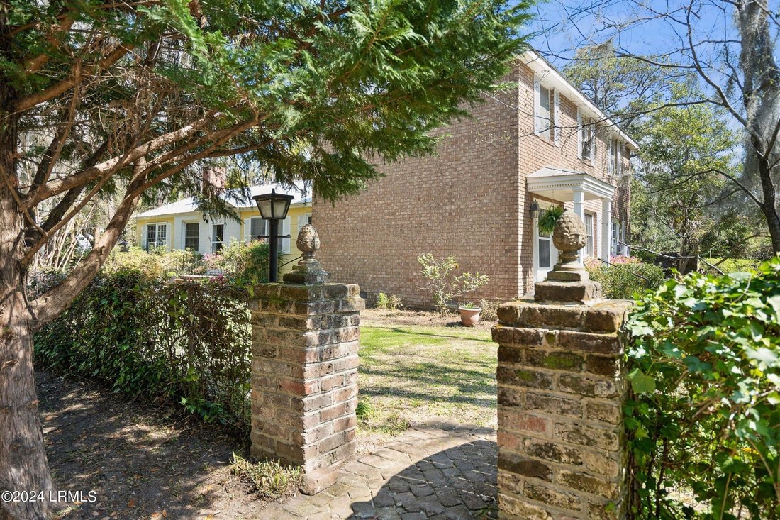 House in Beaufort, South Carolina, United States 2 - 14004590