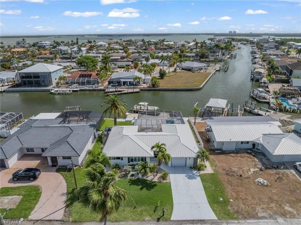 House in Fort Myers Beach, Florida, United States 1 - 17641567
