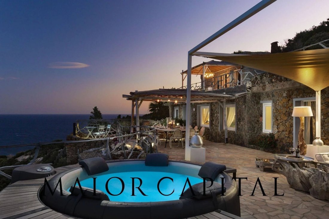 House in Maracalagonis, Sardinia, Italy 1 - 17639612