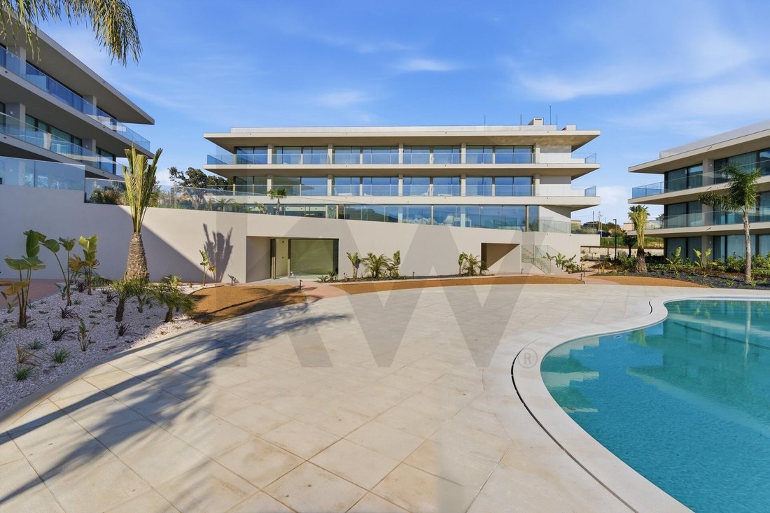 Apartment in Lagoa e Carvoeiro, Algarve, Portugal 4 - 17640275