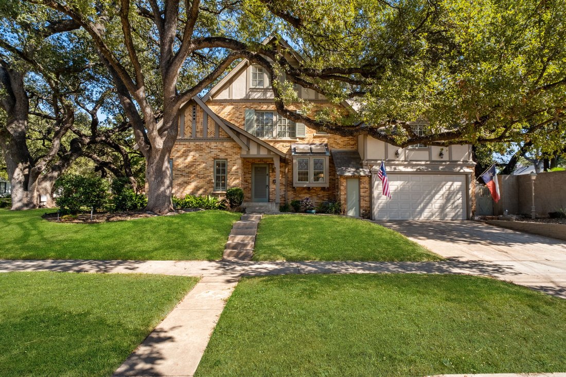 House in San Antonio, Texas, United States 4 - 17635752